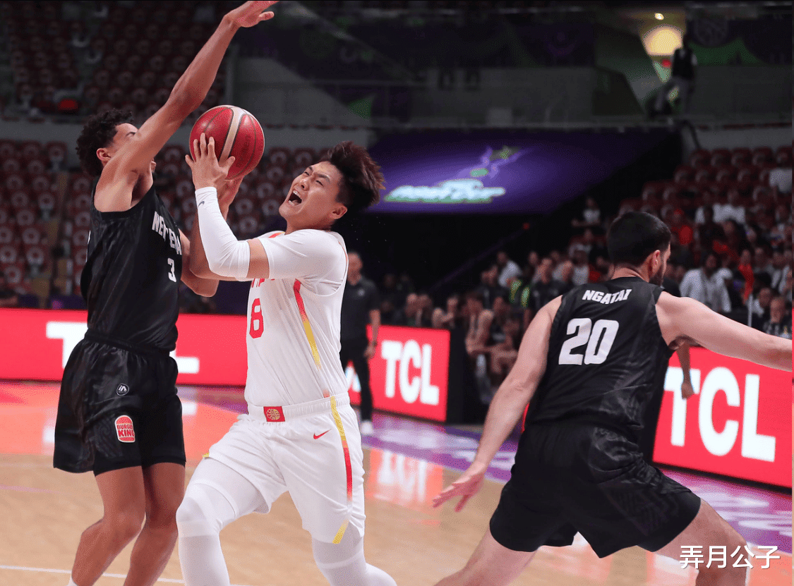 清晨CBA季后赛传出新动向,密尔沃基雄鹿强势反弹,管理层表态:震撼外界,训练强度明显提升的简单介绍 清晨CBA季后赛传出新动向,密尔沃基雄鹿强势反弹,管理层表态:震撼外界,训练强度明显提升的简单介绍